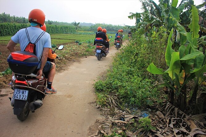 Hanoi Motorbike Tours Led By Women: Hanoi City Insight Motorbike Tours - Hố Trúc Bạch wrap-up: lunch and coffee to finish the circuit