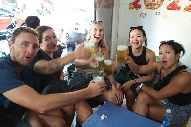 Hanoi Old Quarter Walking Street Food Tour - The drinks included: why water and beer matter on this route