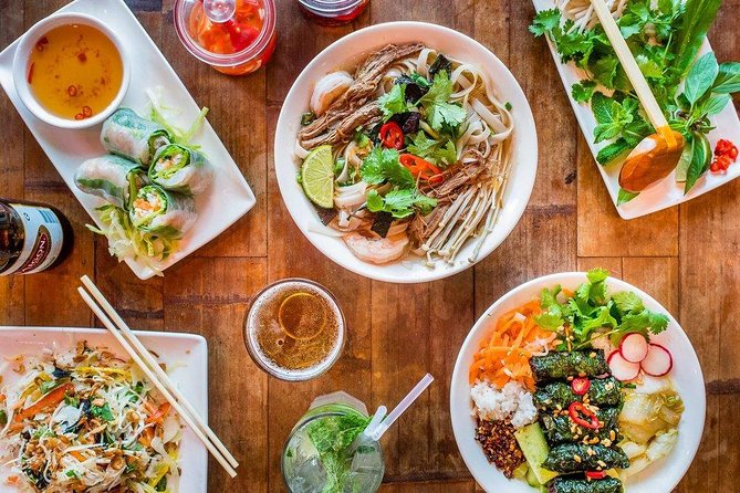 Hanoi street food tour (small group) - Drinks and included extras: more than just water