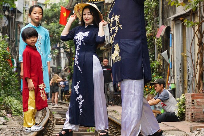 Hanoi Walking Street Food Tour with Train-Street Visit - Who should book this Hanoi food + Train Street combo