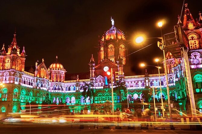 Highlights of Mumbai Sightseeing Tour: TRAVELLERS CHOICE AWARDED - Chhatrapati Shivaji Maharaj Vastu Sangrahalaya and Crawford Market: Culture Meets Daily Life