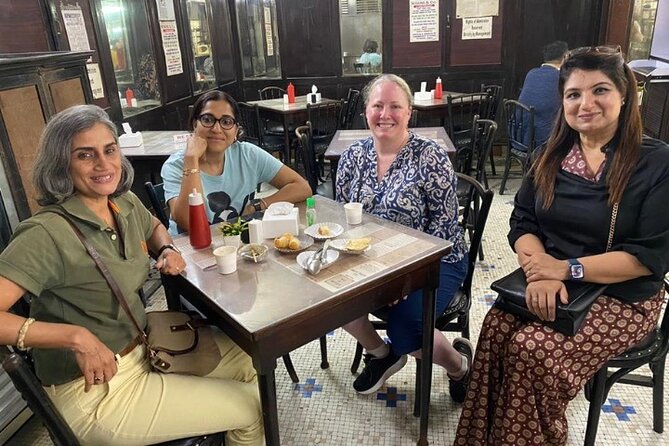 Highlights of South Mumbai Guided Private Tour in AC Vehicle - University of Mumbai Library: A Short Pause With Learning Energy (15 Minutes)