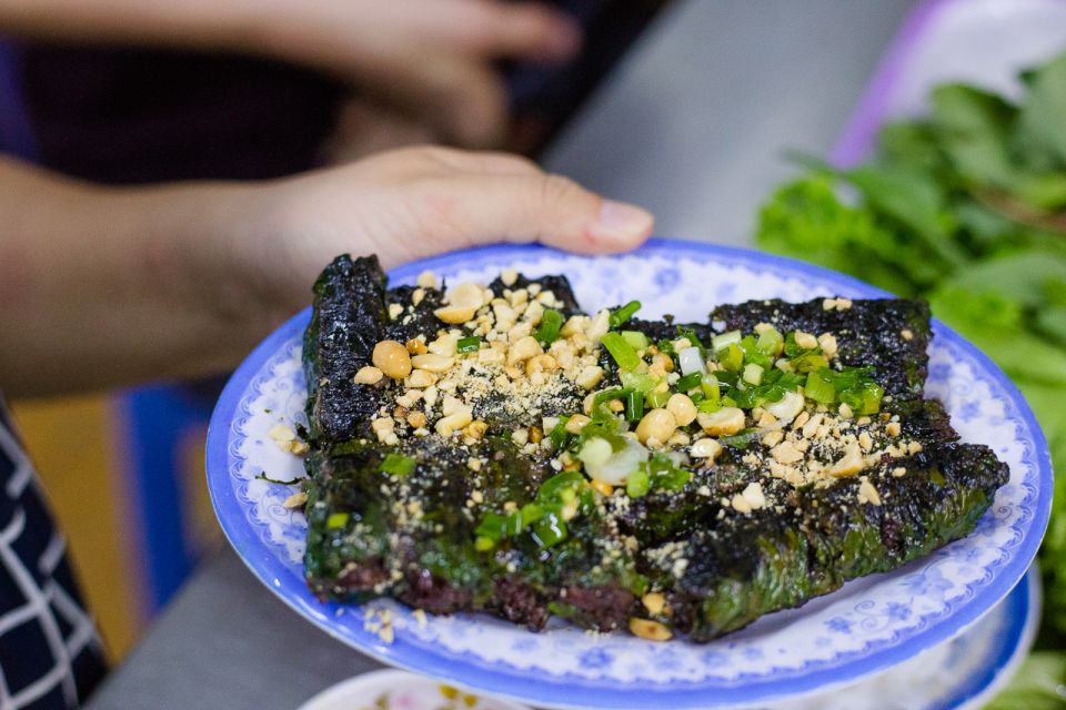 Ho Chi Minh City: Private Street Food Evening Walking Tour - When Saigon Swings to Grilled Seafood: Alley BBQ and Local Comfort