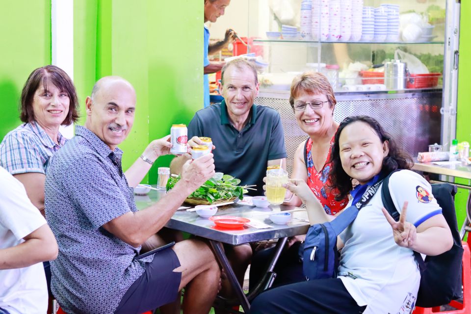 Ho Chi Minh City: Private Street Food Evening Walking Tour - Crunch, Steam, and Herb-Forward Plates: Bột Chiên and Bánh Cuốn
