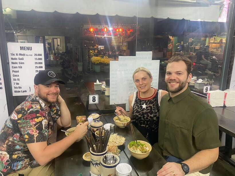 Ho Chi Minh City: Walking Food Tour with 13 Tastings - Price and value: what $27 buys you in Saigon calories