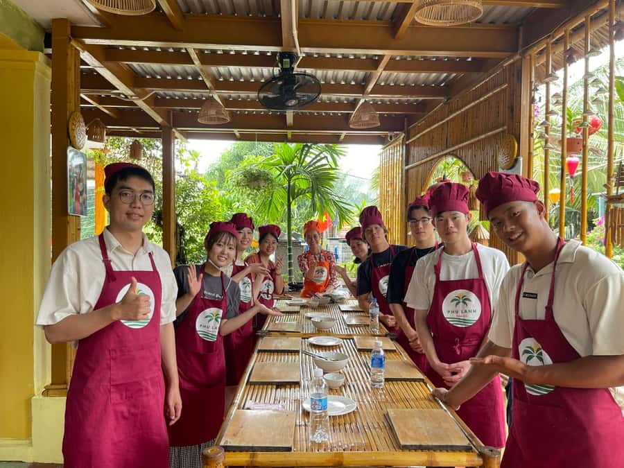 Hoi An: Basket Boat with Lantern-Making & Cooking Class Tour - Should You Book This Hoi An Basket Boat, Lantern, and Cooking Tour?