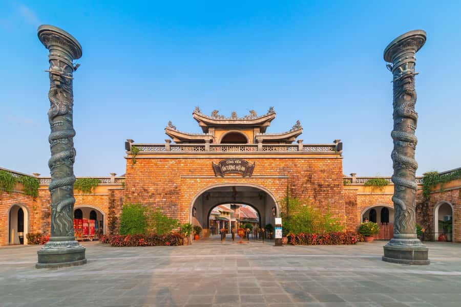 Hoi An Memories Show & Hoi An Impression Theme Park Ticket - Food at Hoi An Memories Land: What’s Actually Worth It