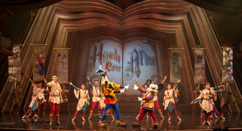 Hong Kong Disneyland Park Tickets - Momentous at Night: Main Street Projections and Drone-Style Choreography