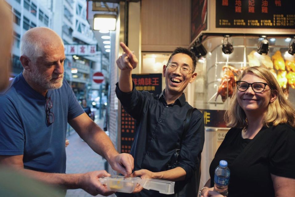 Hong Kong: Street Food Tour with Locals - Dim Sum and Wonton - Central Market Finish: Your Last Bites and a Real Sense of Place
