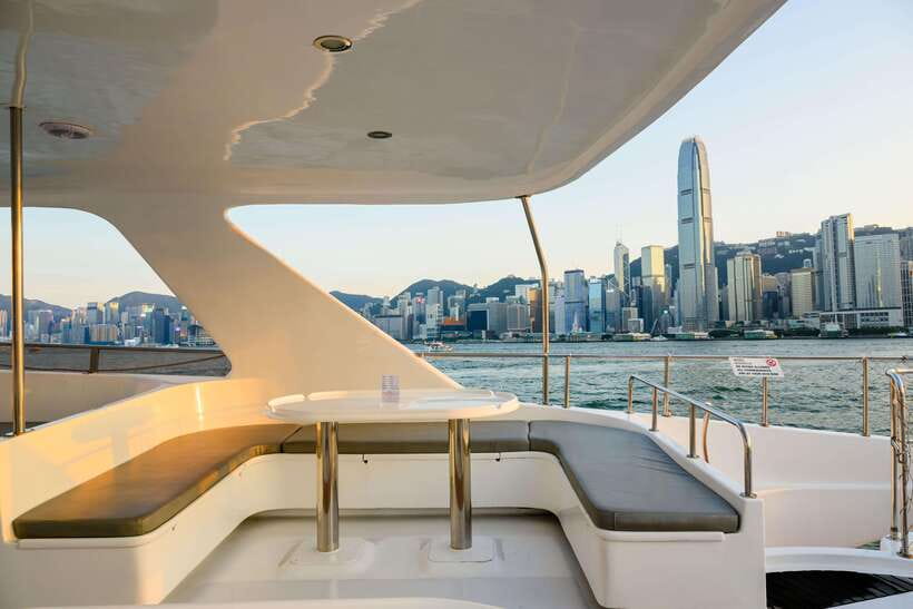 Hong Kong: Victoria Harbour Evening Cruise with Drinks - Night photography tips that actually work on this cruise