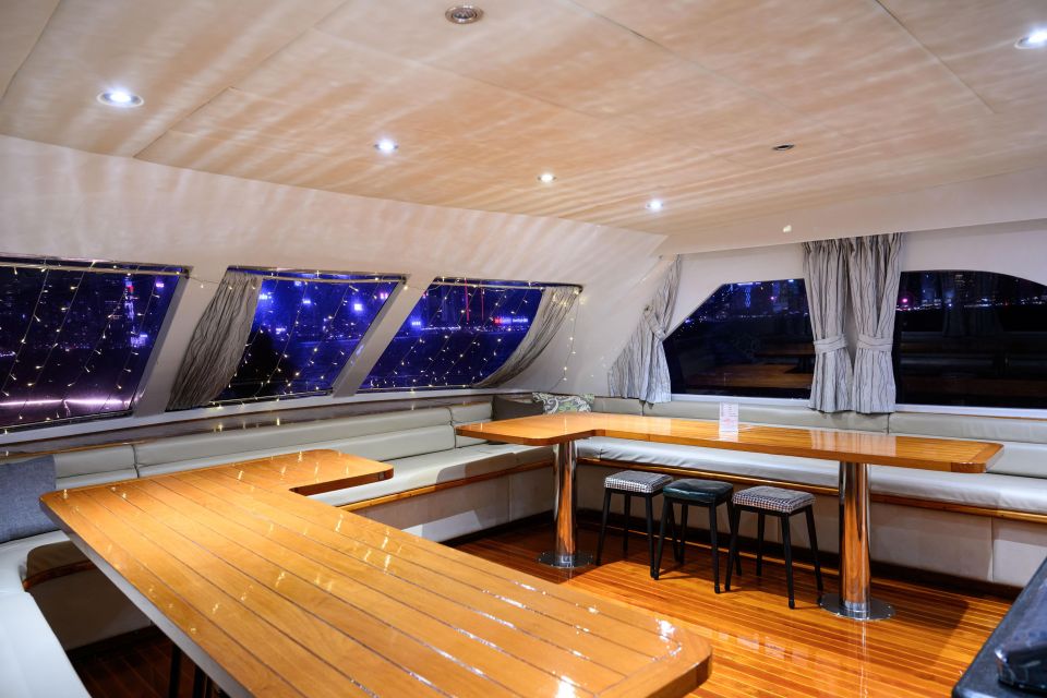 Hong Kong: Victoria Harbour Evening Cruise with Drinks - Is it worth $11? The value math for first-time visitors
