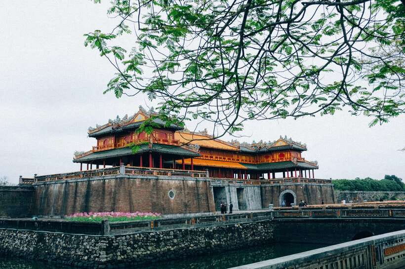 Hue :Exploring Royal City with Multi Options and Dragon Boat - How to choose your stops without feeling rushed