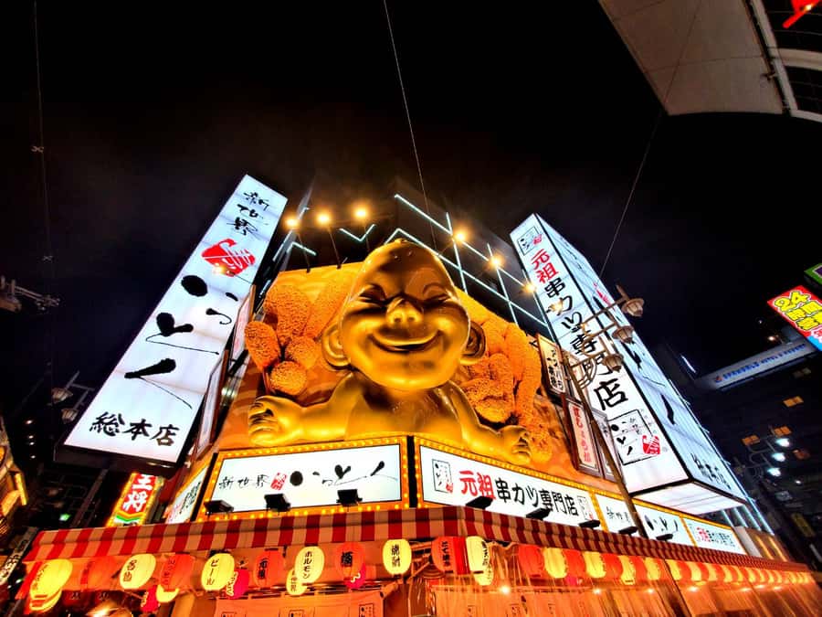 Hungry Osaka Street Food Tour: 15 Dishes & 3 Drinks - Why Shinsekai works so well for street food