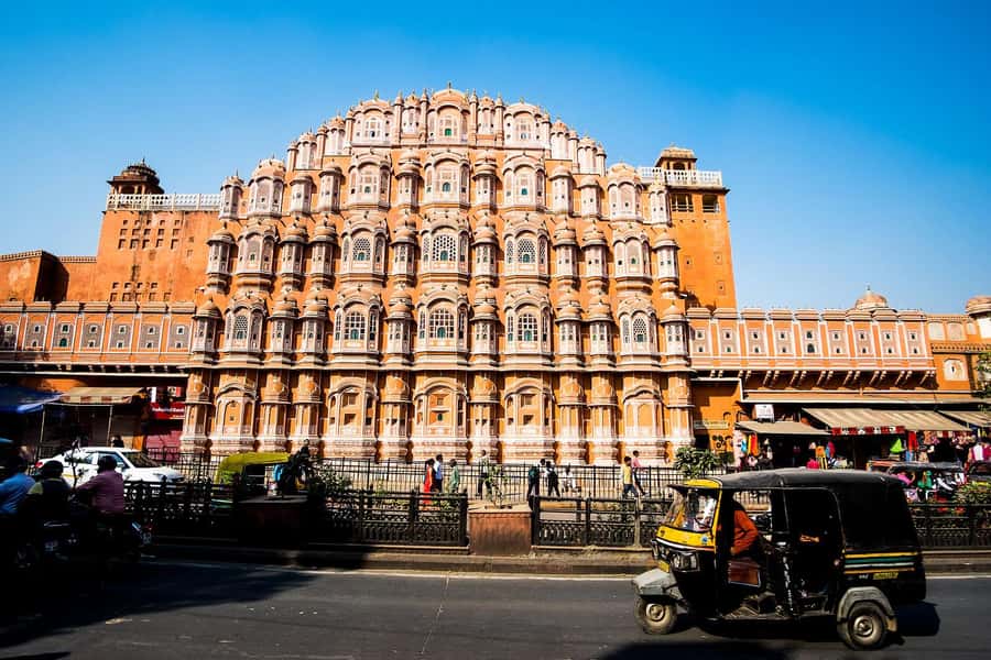 Jaipur: Private Full-Day Sightseeing Tour by Tuk-Tuk - Hawa Mahal: the 953-window façade that looks better in real life