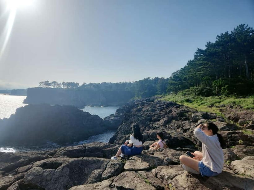 Jeju Island: Southern Top UNESCO Spots Tour - Morning Pickups in Jeju City and the Airport: Four Times, One Plan