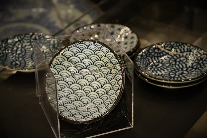 Kintsugi Experience: Art of Golden Joinery in Tokyo - Language and pacing: designed for non-Japanese speakers