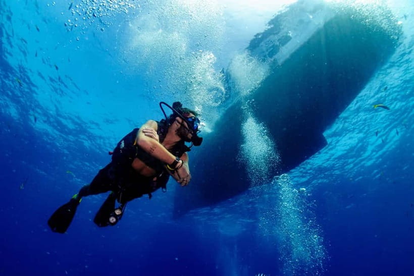 Ko Tao: Try Scuba Diving 1-Day Experience - The Boat Day: Custom Boat, Short Trips Between Spots