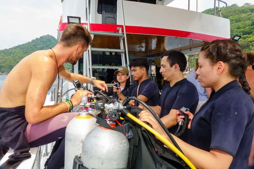 Ko Tao: Try Scuba Diving 1-Day Experience - Should You Pay for the Second Session? (1000 Baht)