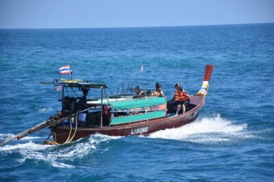 Koh Lanta: 4 Islands and Emerald Cave Tour by Longtail Boat - How the 7-hour schedule actually plays in real life