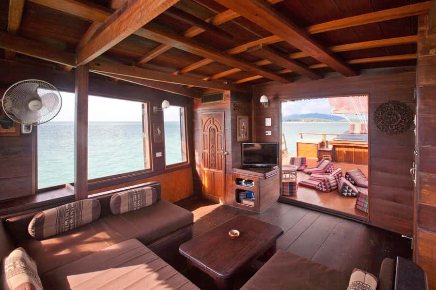 Koh Samui: Koh Phangan Island Full-Day Cruise with Sunset - Who should book this Koh Phangan sunset cruise—and who should skip it