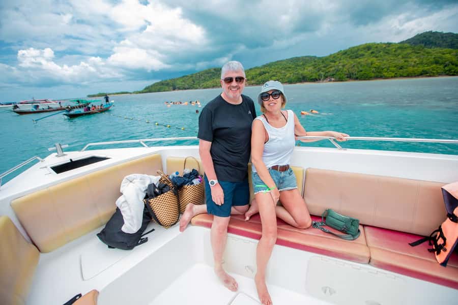 Koh Samui: Pink Dolphin Spotting & Pig Island Speedboat Tour - Speedboat Morning From Koh Samui: Getting to the Water