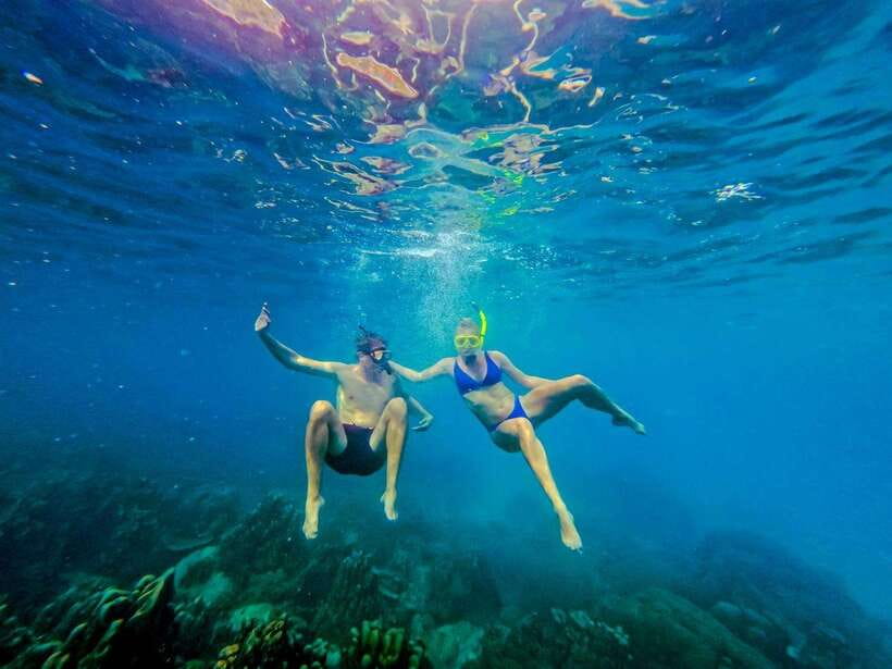 Koh Tao: Koh Nangyuan & Hidden Bays Snorkeling Tour w/ Lunch - Free underwater photos: the value add that makes this feel special