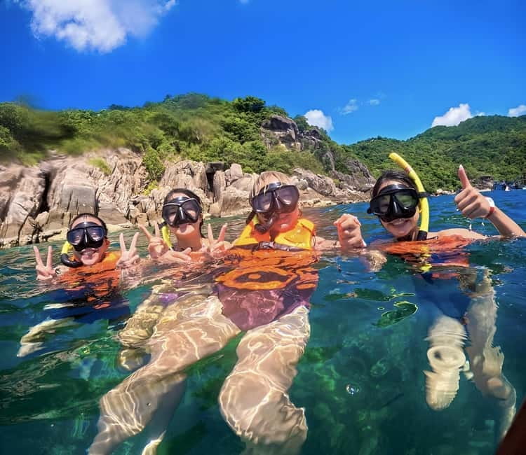 Koh Tao: Snorkeling Trip to Nang Yuan Island & Hidden Bays - Ao Muang: Busy Reef Life and Easy-Going Spots
