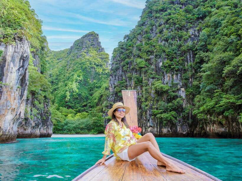 Krabi: 7 Islands Sunset Tour with Plankton Swim and BBQ - Getting on the water smoothly: timing and pickup reality
