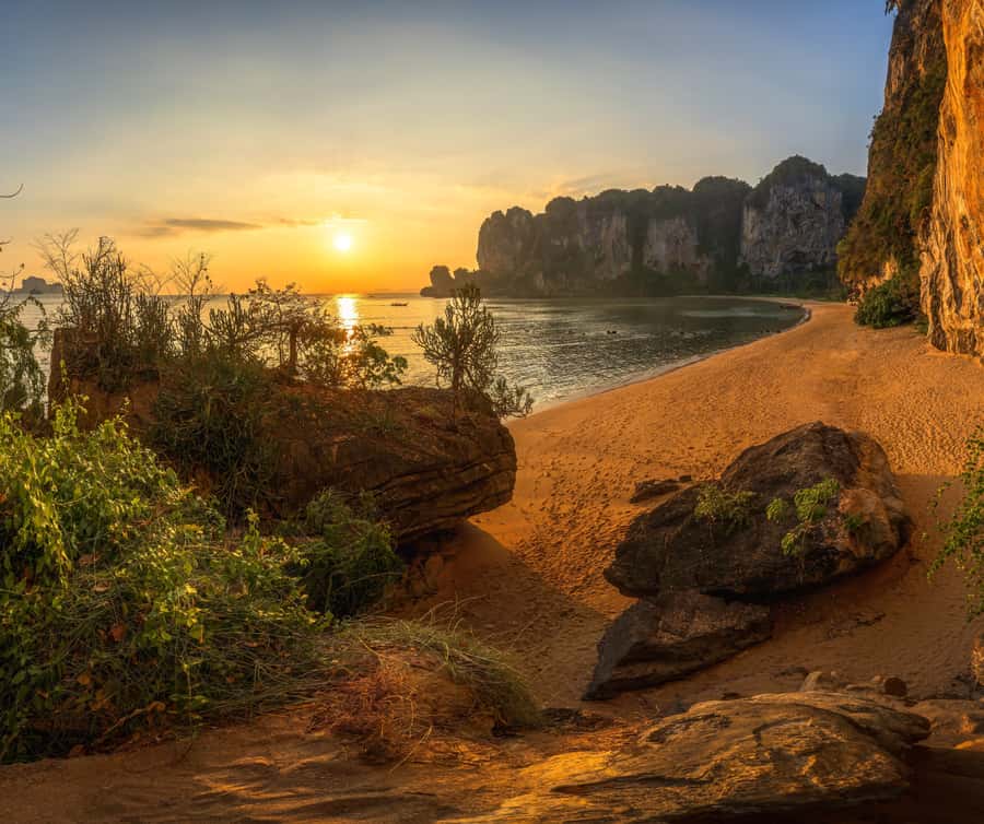 Krabi: Bioluminescent Plankton, Snorkeling & Sunset Tour - Why this Krabi sunset + plankton combo is a smart buy