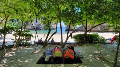 Krabi: Hong Islands Day Trip by Speedboat with Lunch - Getting to the pier: pickups, meeting points, and timing that actually works