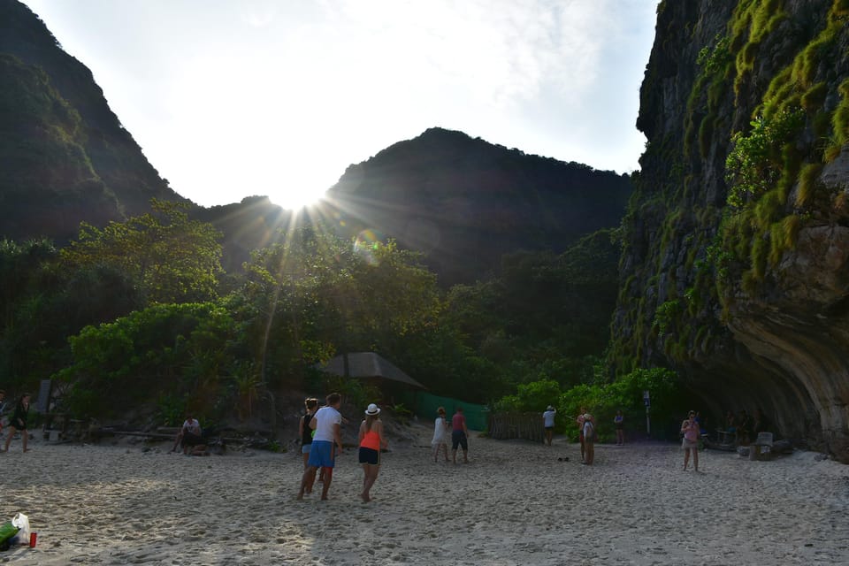 Krabi: Phi Phi Islands & Maya Bay Speedboat Tour with Lunch - Price and value: what $50 includes, and what costs extra