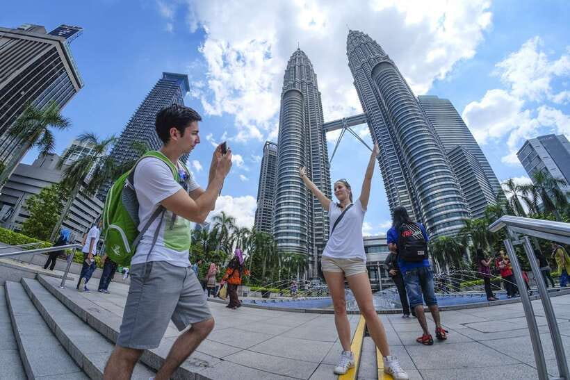 Kuala Lumpur Petronas Towers e-Tickets - Transportation and the stuff that’s not included