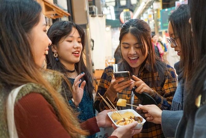 Kuromon Market Food Walking Tour in Osaka (6 stops, 6 tastes) - Why Kuromon + Namba is the best pairing for a food walk