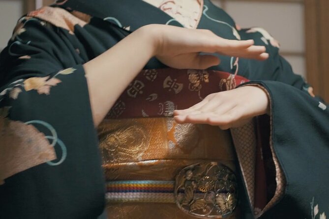 Kyoto Gion Cultural Walk & Geisha Show with Dining Options - Walking Gion With a Guide Who Explains What You’re Seeing