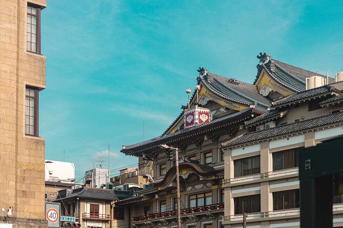 Kyoto Gion Cultural Walk & Geisha Show with Dining Options - Statue of Izumo-no-Okuni: Kabuki’s Surprisingly Feminine Start