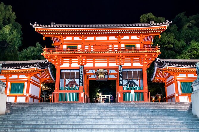 Kyoto Gion Geisha District Walking Tour - The Stories of Geisha - What to wear and bring for this Kyoto evening walk