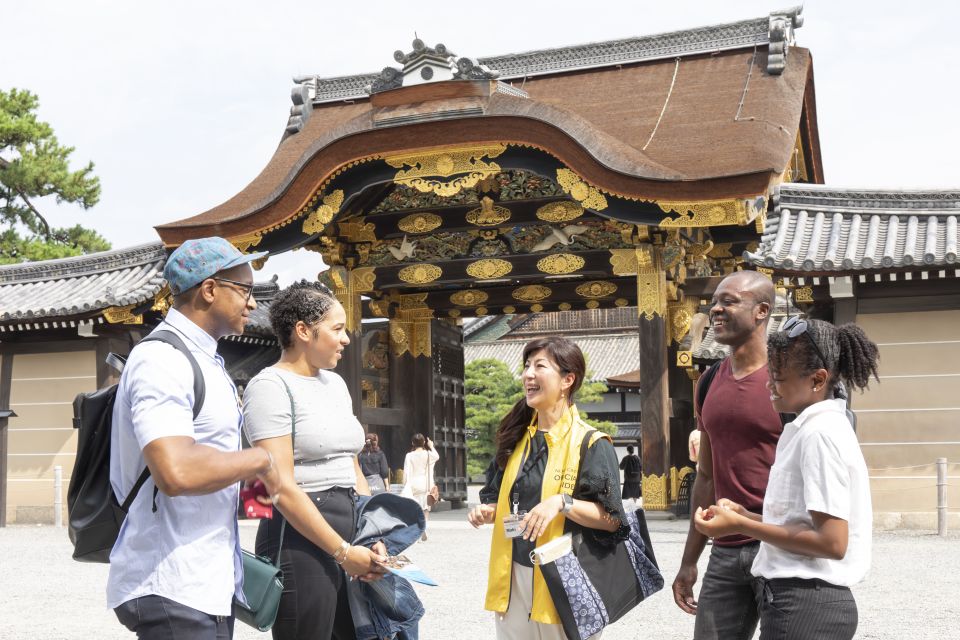 Kyoto: Nijo-jo Castle and Ninomaru Palace Guided Tour - Nijo Castle in 60 Minutes: What This Guided Loop Really Gives You