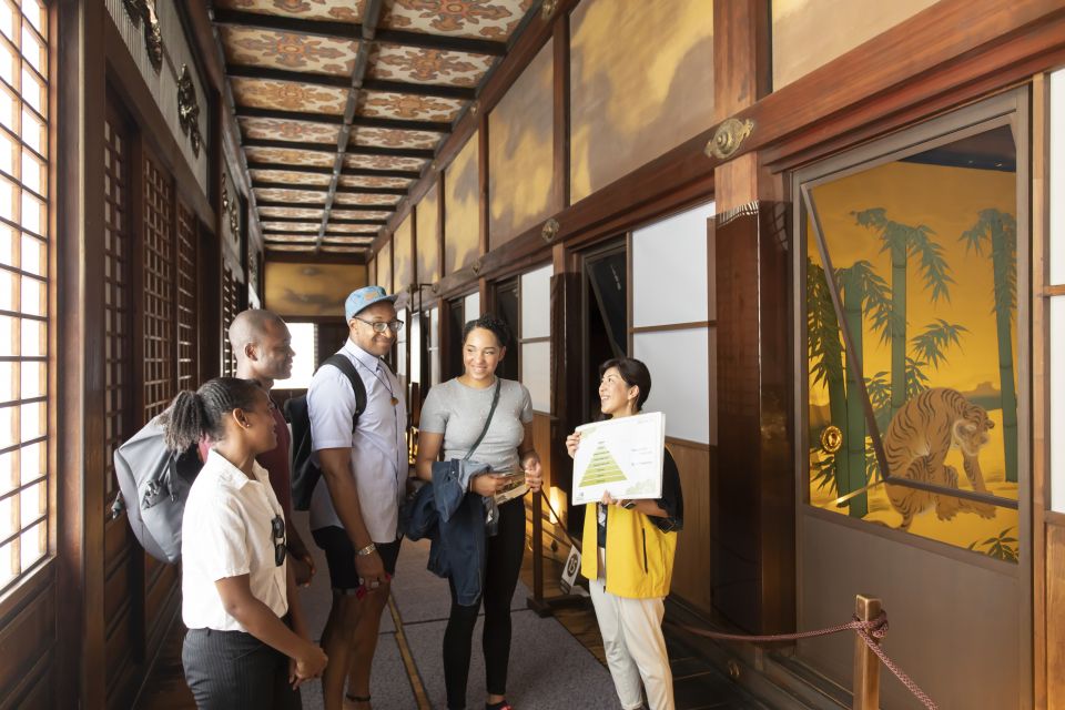 Kyoto: Nijo-jo Castle and Ninomaru Palace Guided Tour - Ninomaru Palace: The Main Event (and Why It Feels Different)
