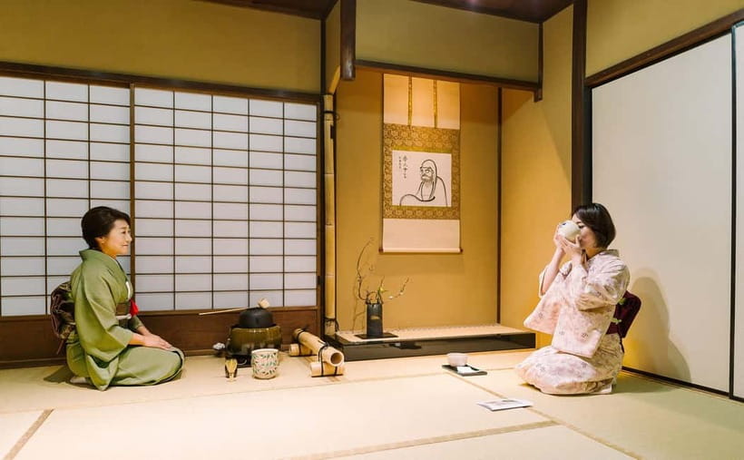 Kyoto: Tea Ceremony in 100-year-old Kyo-Machiya Townhouse - Gojo Shop Kimono Pickup: choosing a look that fits your day