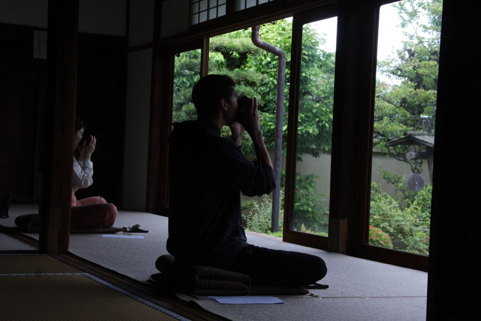 Kyoto: Zen Experience in a Hidden Temple - Two rounds of zazen with Eitetsu Nishida: what you’re actually practicing