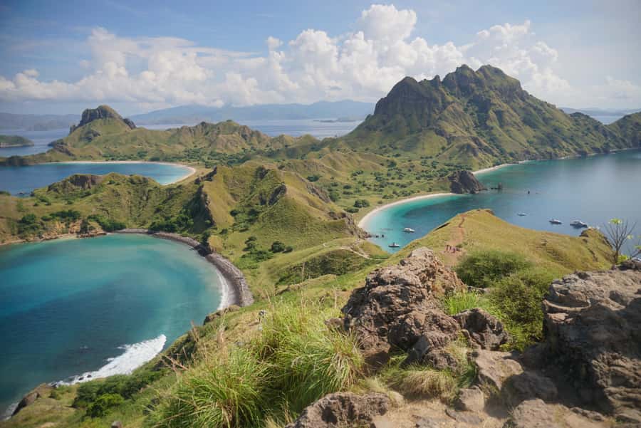 Labuan Bajo: One Day Tour to Explore Komodo National Park - Kanawa Island snorkeling add-on and final ocean time