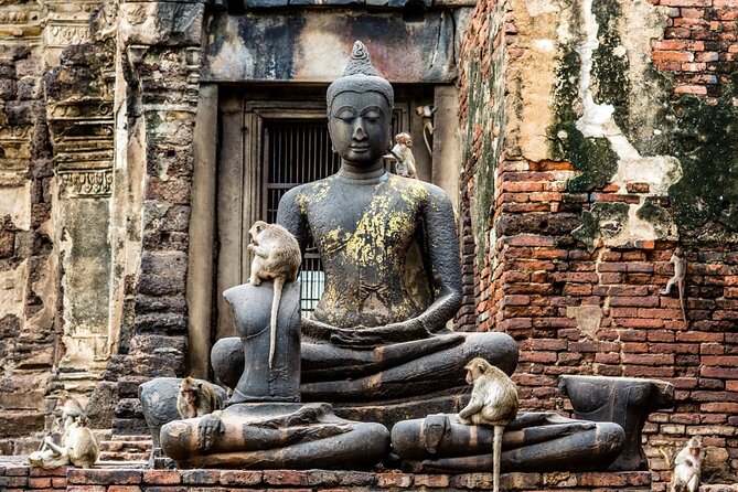 Lopburi Monkey Temple & Ayutthaya Old City Tour From Bangkok - Monkey Temple Etiquette: How to Stay Safe and Get Better Photos