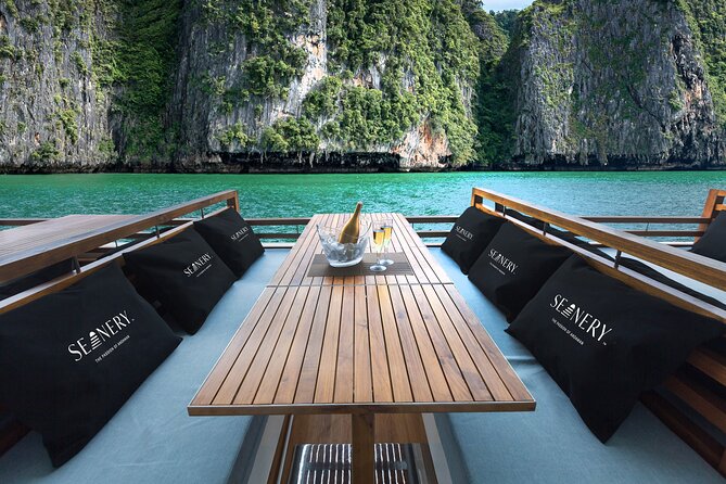 Luxury Boat to James Bond Islands with Lunch and Sunset Dinner - Price and value: what $159.80 buys you in real terms