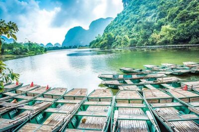Luxury Ninh Binh: Hoa Lu - Mua Cave - Tam Coc Day Tour from Hanoi - Mua Cave Viewpoint: The Climb That Makes Tam Coc Click