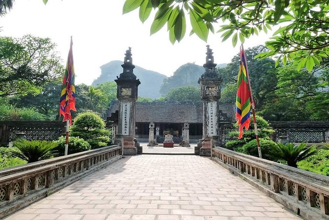 Luxury Ninh Binh: Hoa Lu - Mua Cave - Tam Coc Day Tour from Hanoi - Price and What You’re Really Paying For