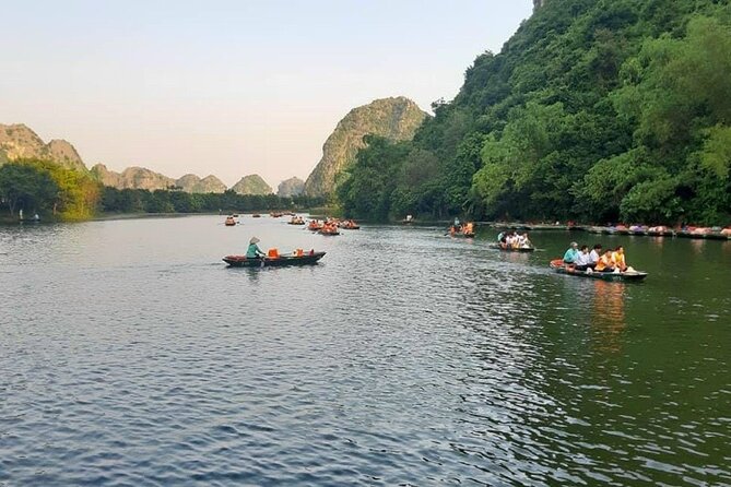 Luxury small Group Hoa Lu - Tam Coc - Mua Cave Max 6 - 8 pax/tour - A day trip that strings together three Ninh Binh highlights