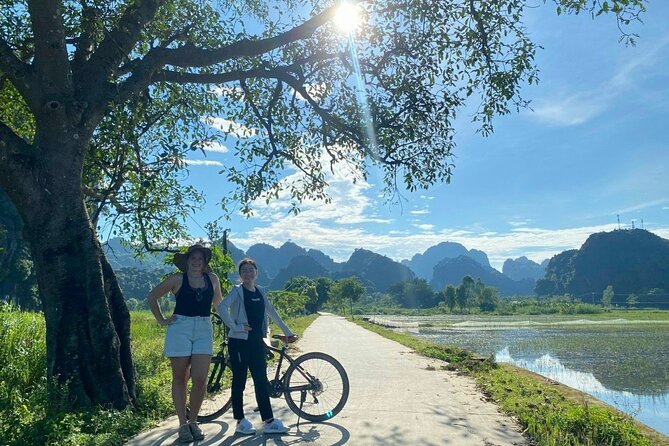 Luxury small Group Hoa Lu - Tam Coc - Mua Cave Max 6 - 8 pax/tour - Cycling through rural communities: how you actually feel Ninh Binh