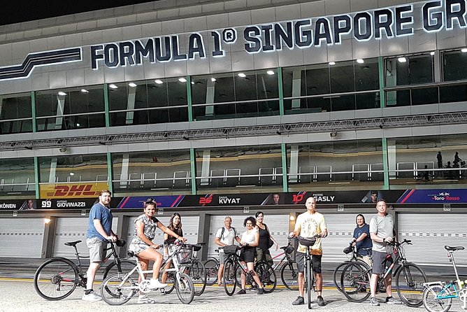 Marina Bay Night Cycling Tour - Marina Bay Sands Promenade Views and Quick Photo Breaks