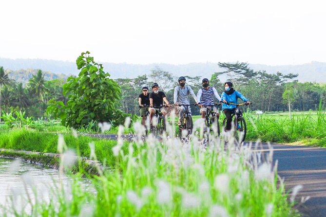 Menoreh Village Cycling - Menoreh Hills storytelling with Alfat and real translation help