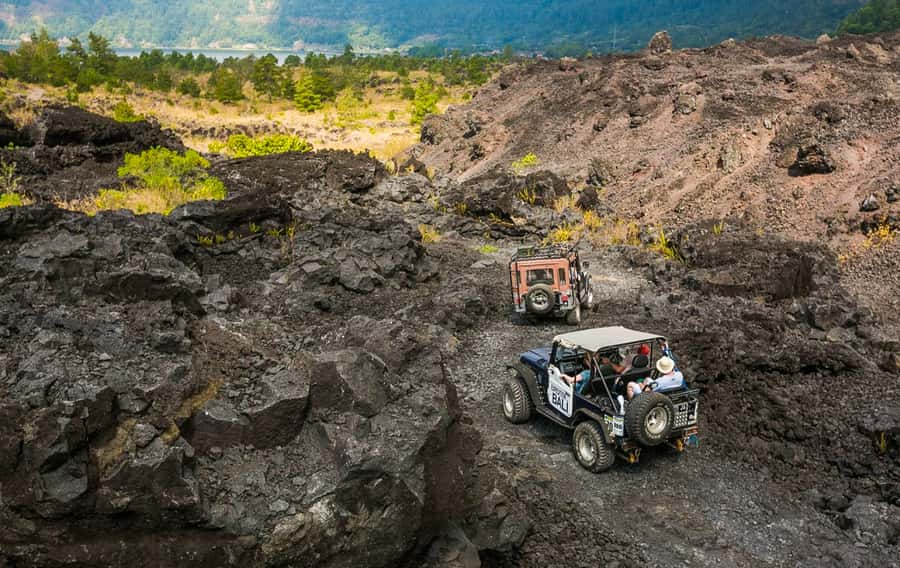 Mount Batur: Sunrise Jeep Tour & Natural Hot Spring - Mt Batur Lounge: where you reset after the sunrise rush